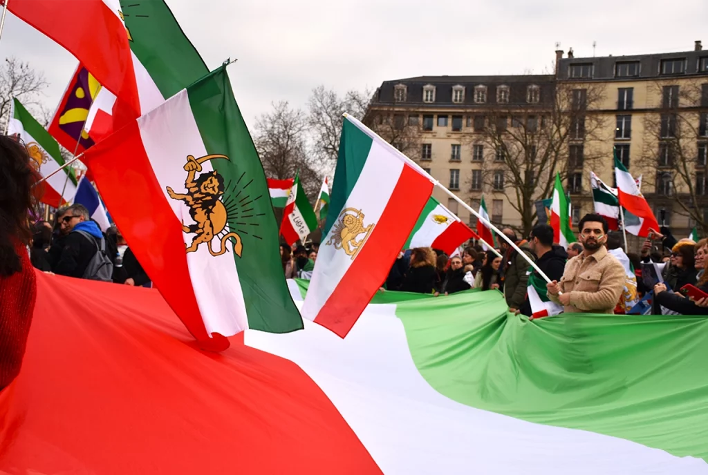 Iran a Paris image 20 MiaFled