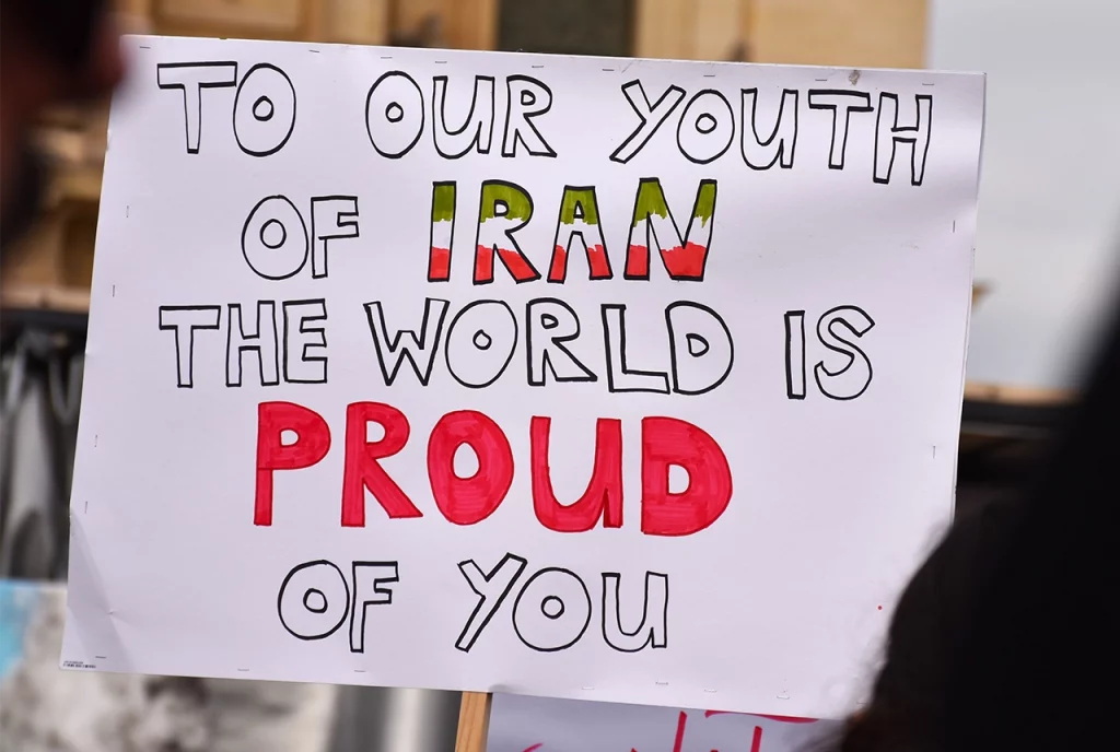 Iran a Paris image 21 MiaFled