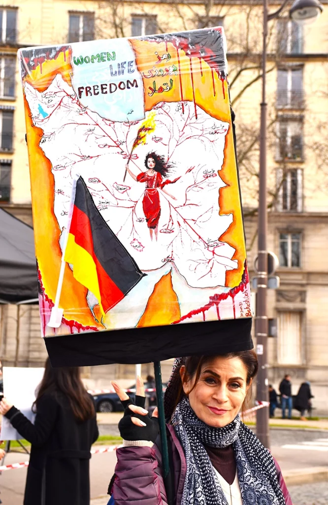 Iran a Paris image 25 MiaFled