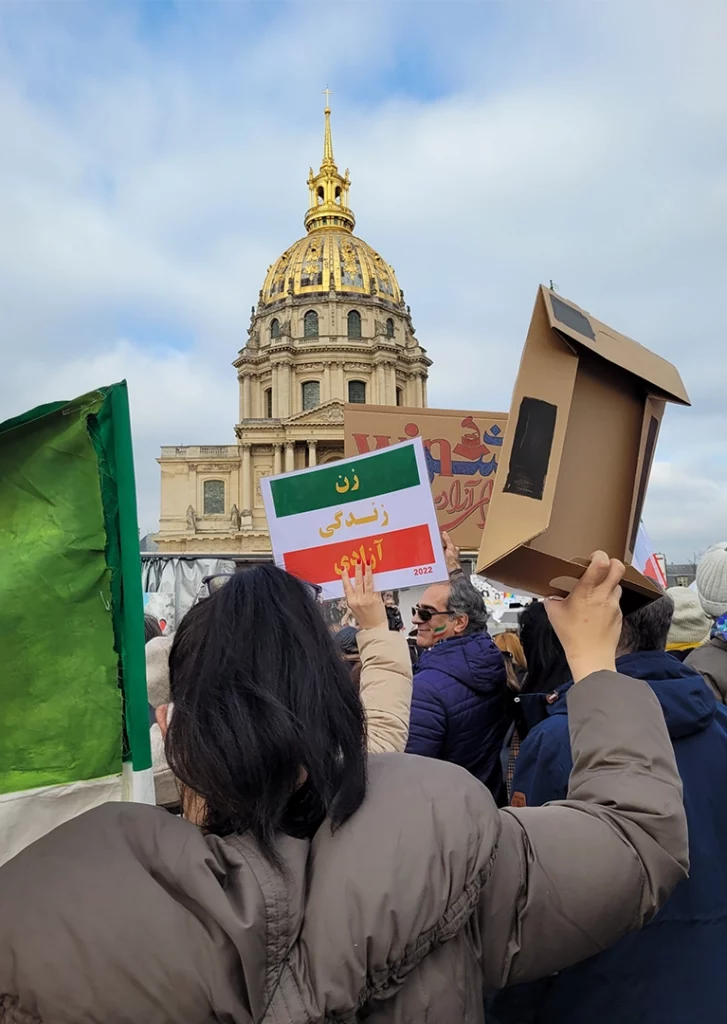 Iran a Paris image 4 MiaFled